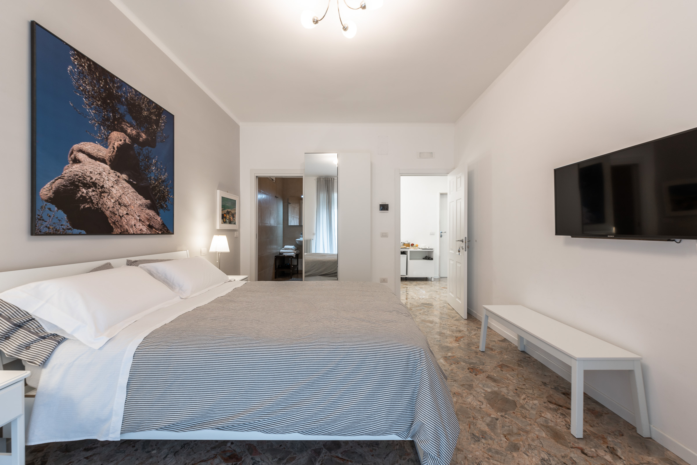 Photographs for real estate ads
