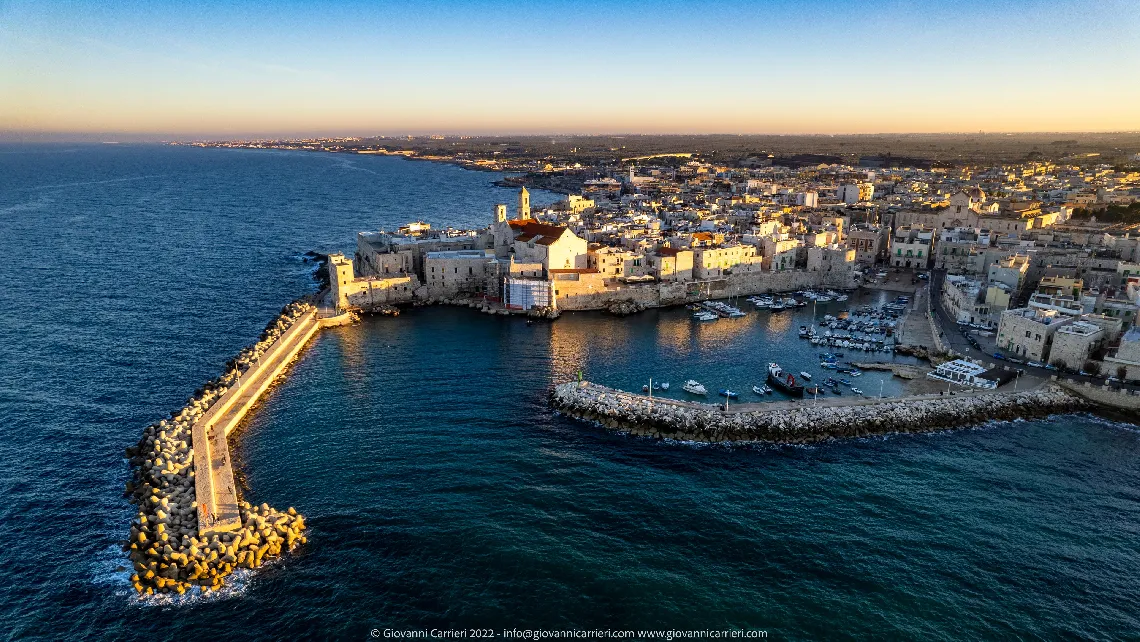The port of Giovinazzo from above