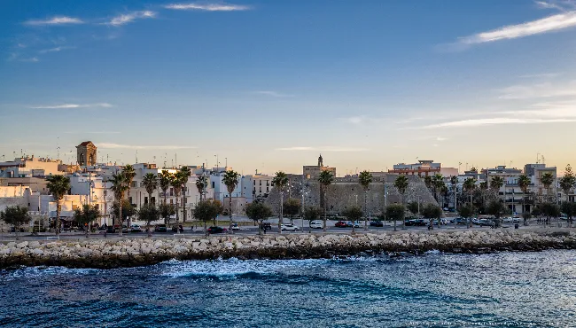 Lungomare Dalmazia, Mola di Bari: view from the sea