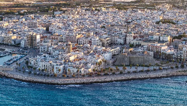 Mola di Bari: panoramic view from the sea