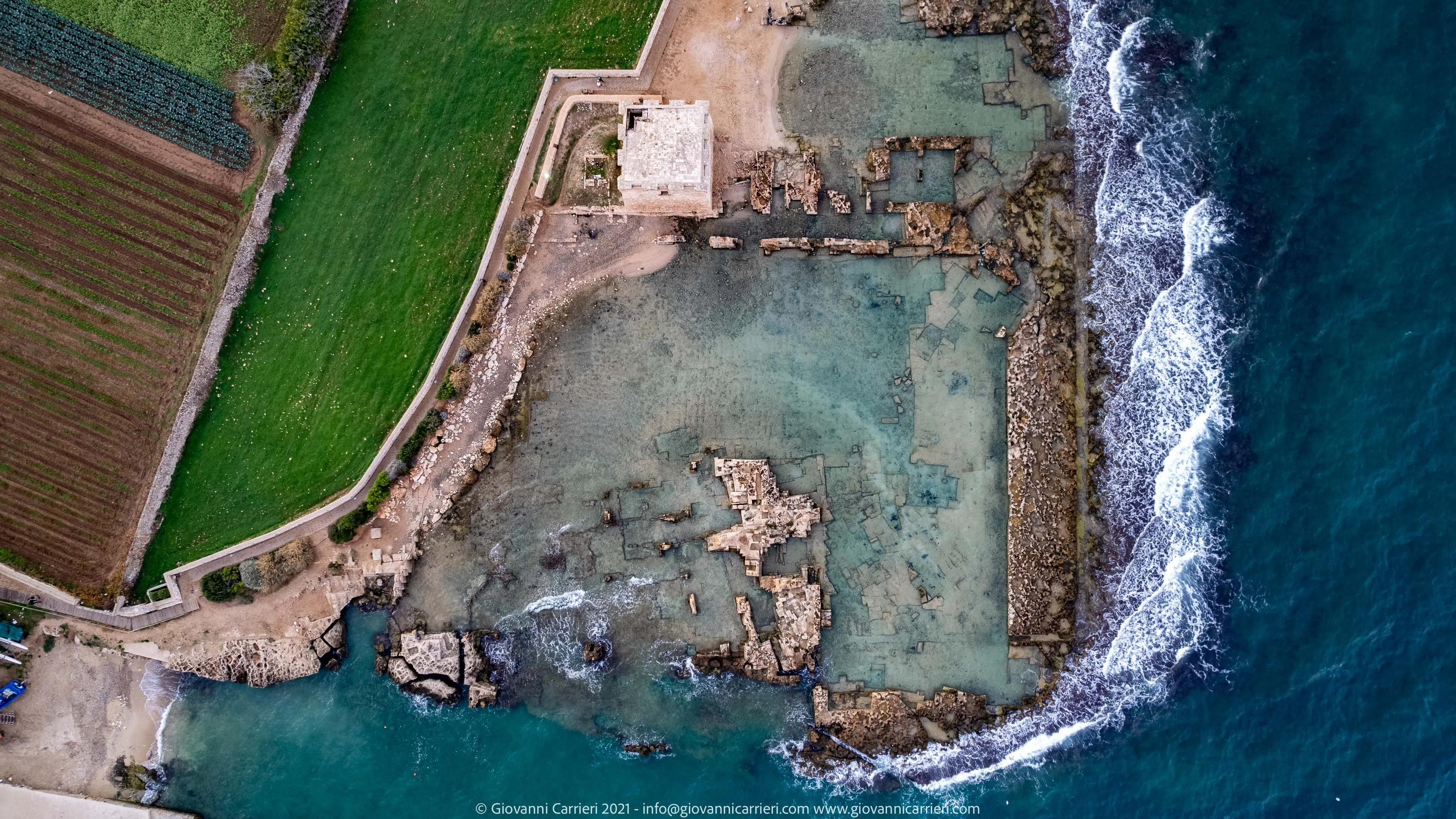 Vista verticale della torre di San Vito