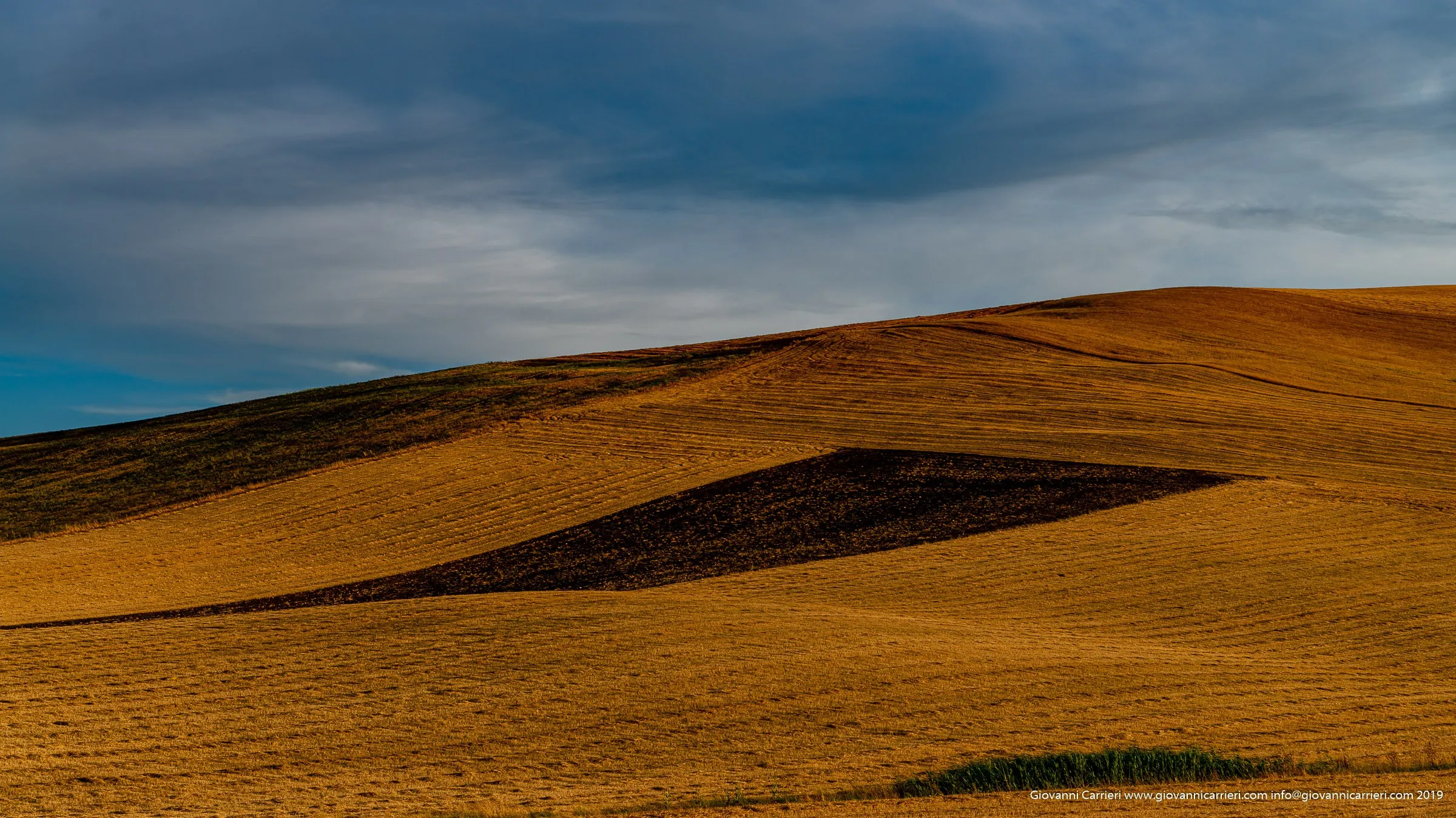 Geometrie Dorate al Tramonto, Irsina