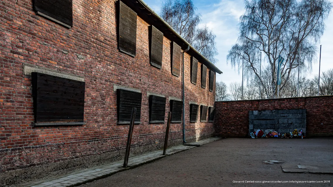 Support for the noose and death wall- Auschwitz