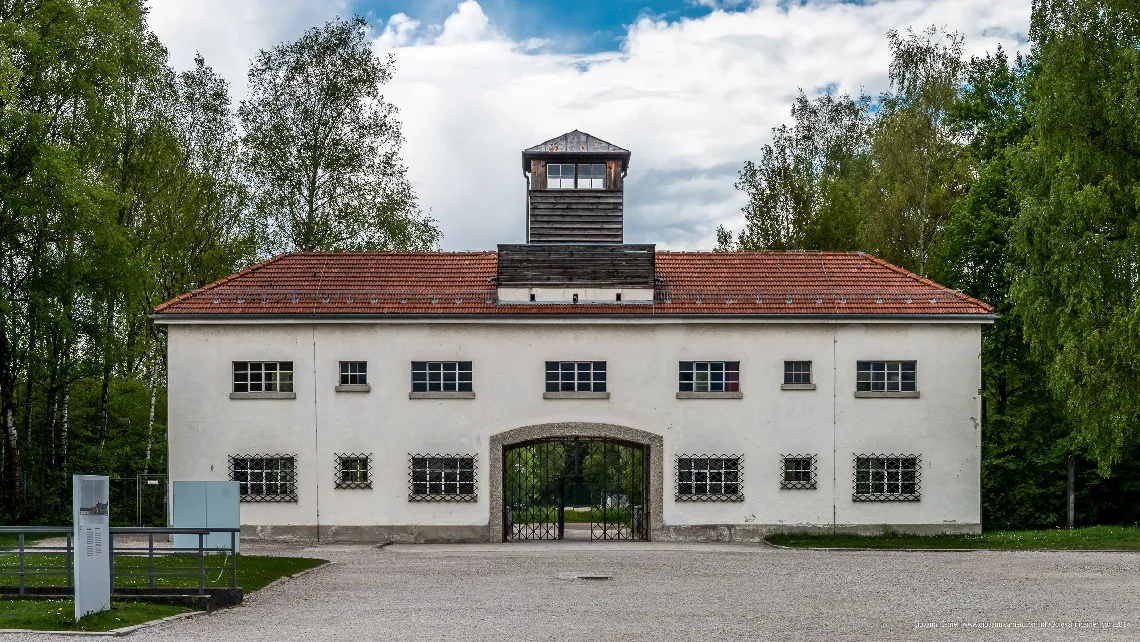 L'ingresso del campo di concentramento di Dachau