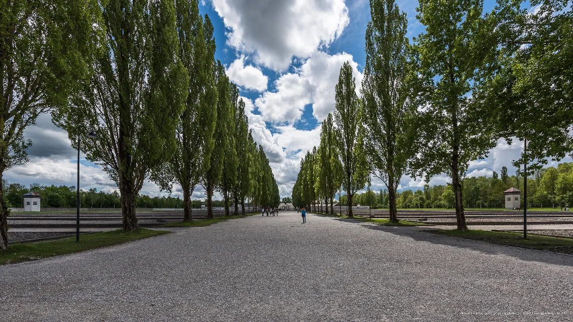 La strada centrale del Campo di Concentramento di Dachau