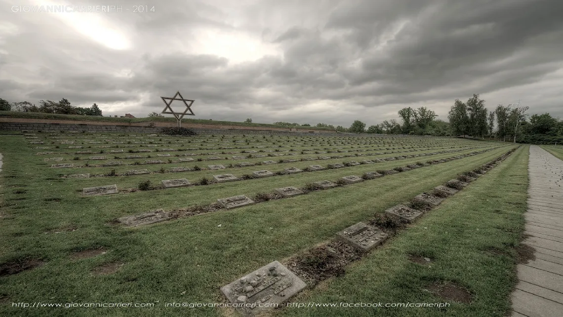 Il Cimitero Nazionale di Theresienstadt - la stella di David