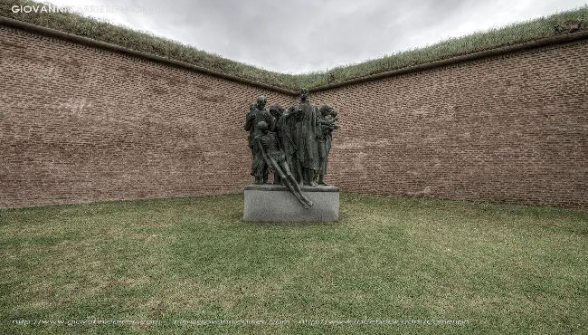 The monumental statue - Theresienstadt