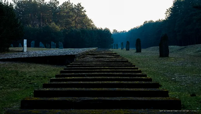 La rampa dei treni di Treblinka