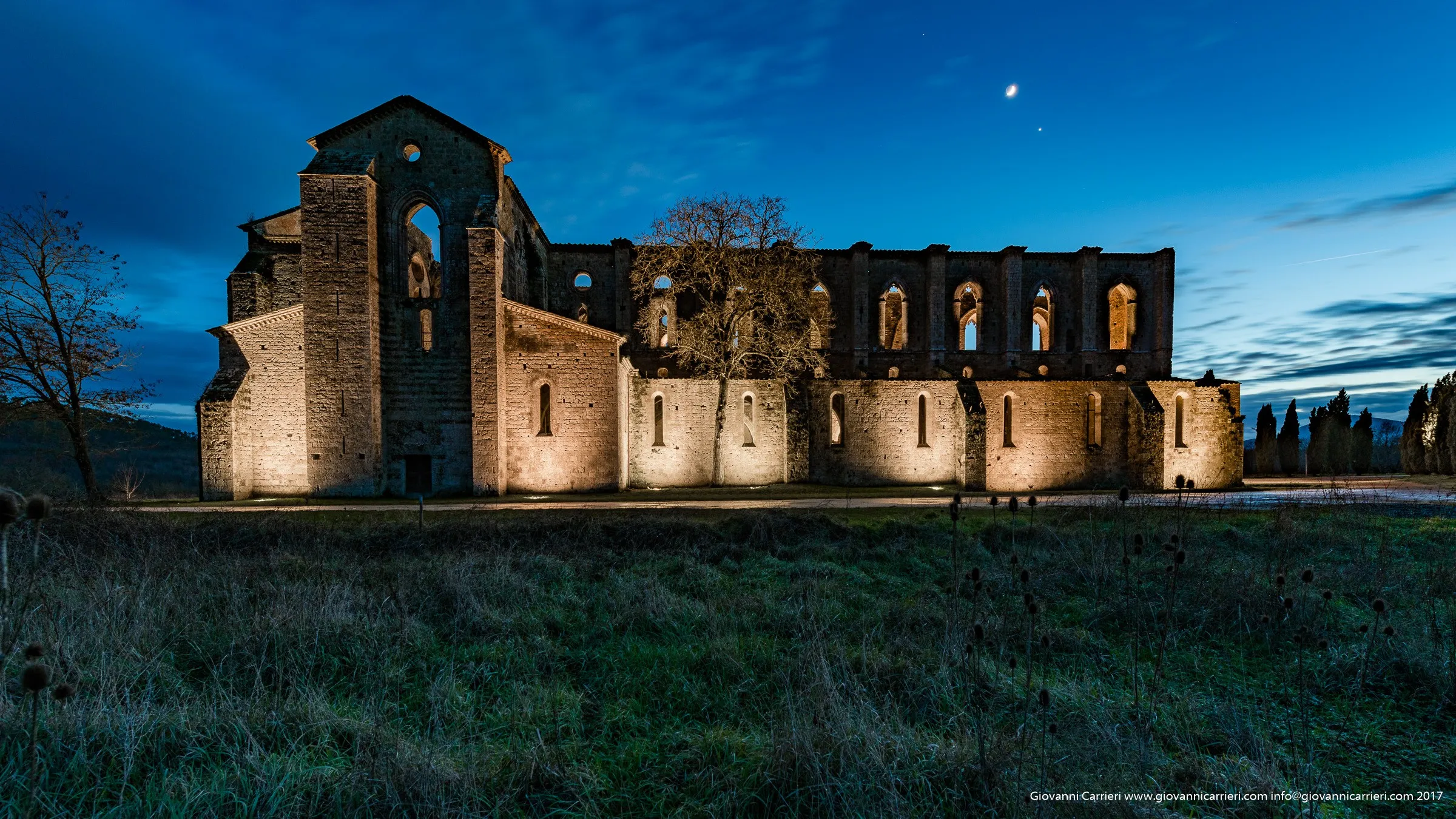 Il tramonto toscano e l'Abbazia di San Galgano