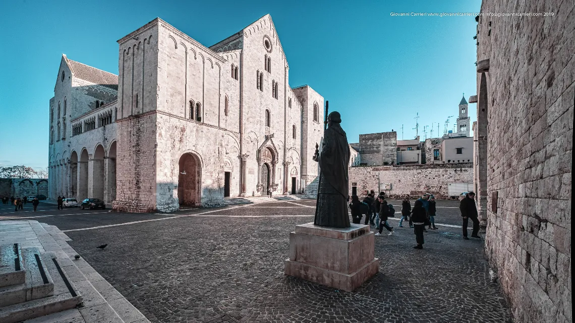 The Basilica of San Nicola and the statue of San Nicola