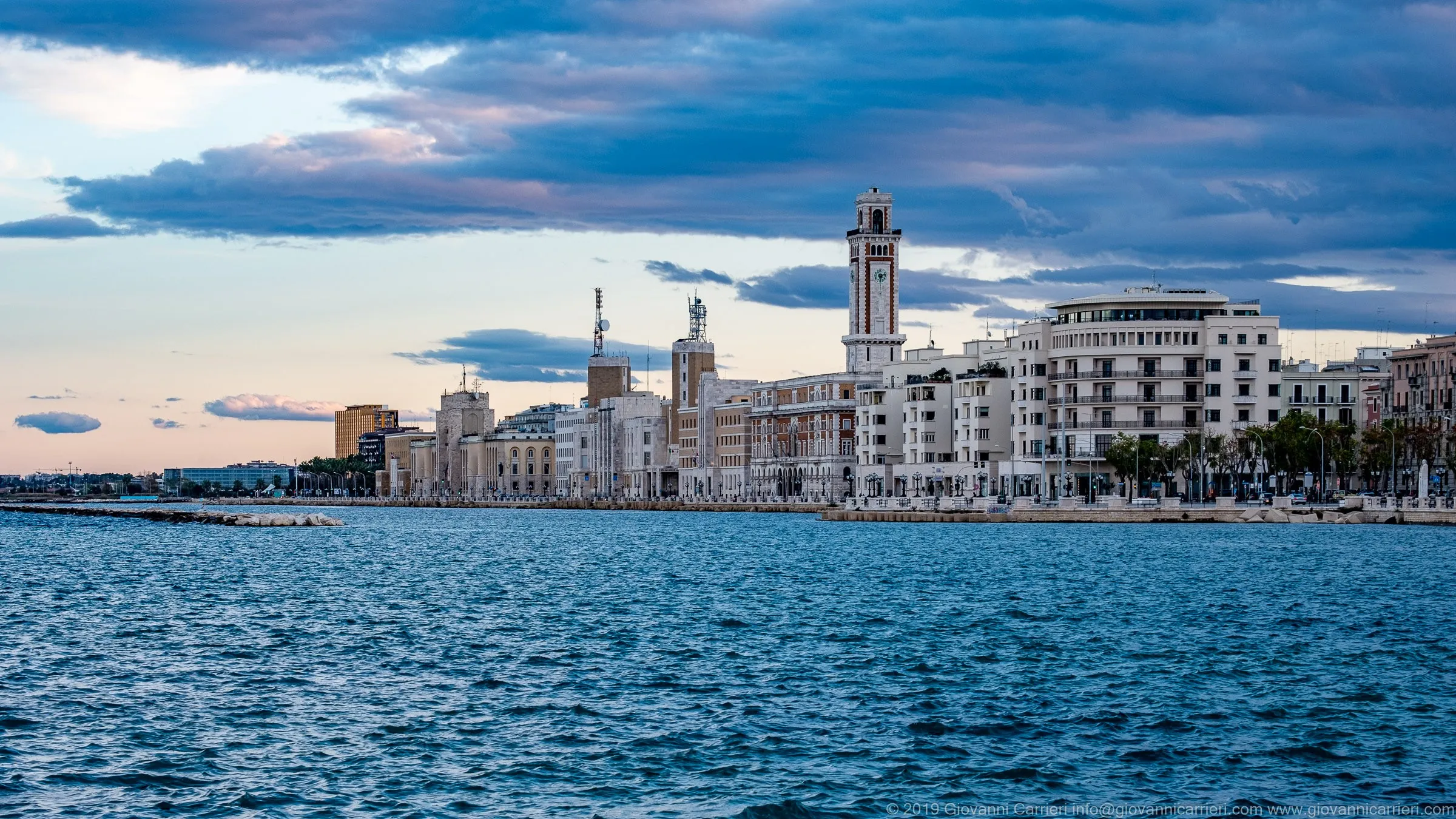 Il quartiere Madonnella ed il lungomare