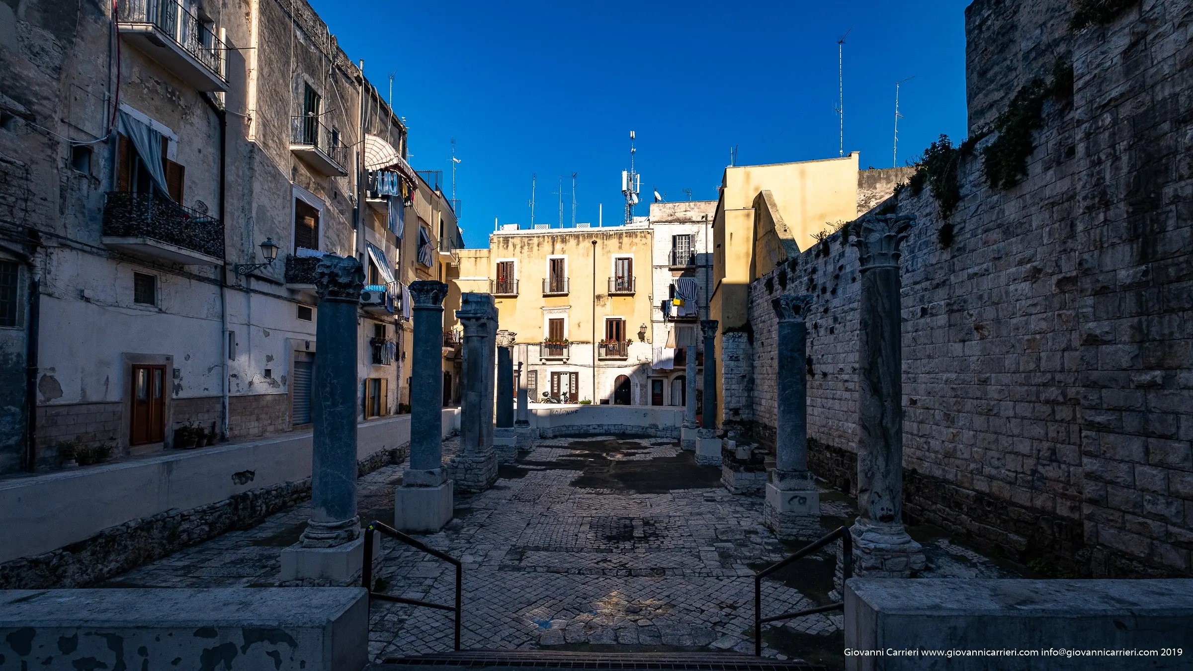 Piazza di Santa Maria del Buonconsiglio e Strada Santa Scolastica