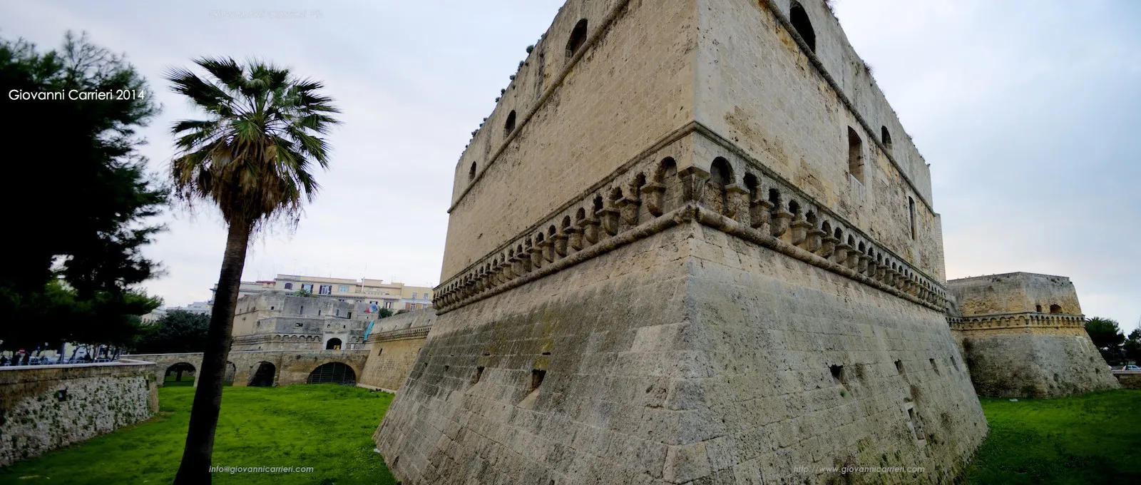 Dettaglio del castello Nomanno-Svevo, Bari
