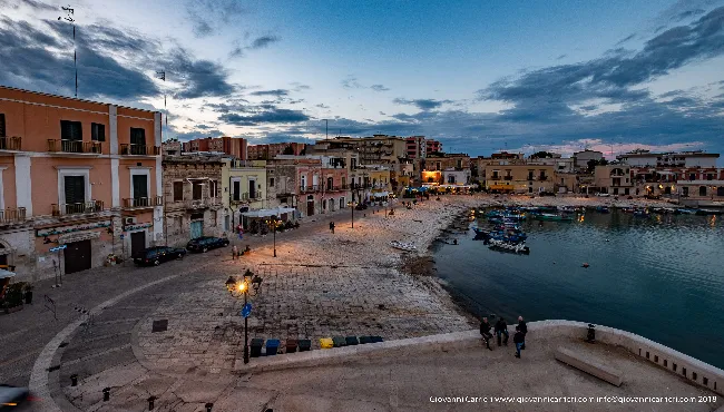 Bisceglie, street beach