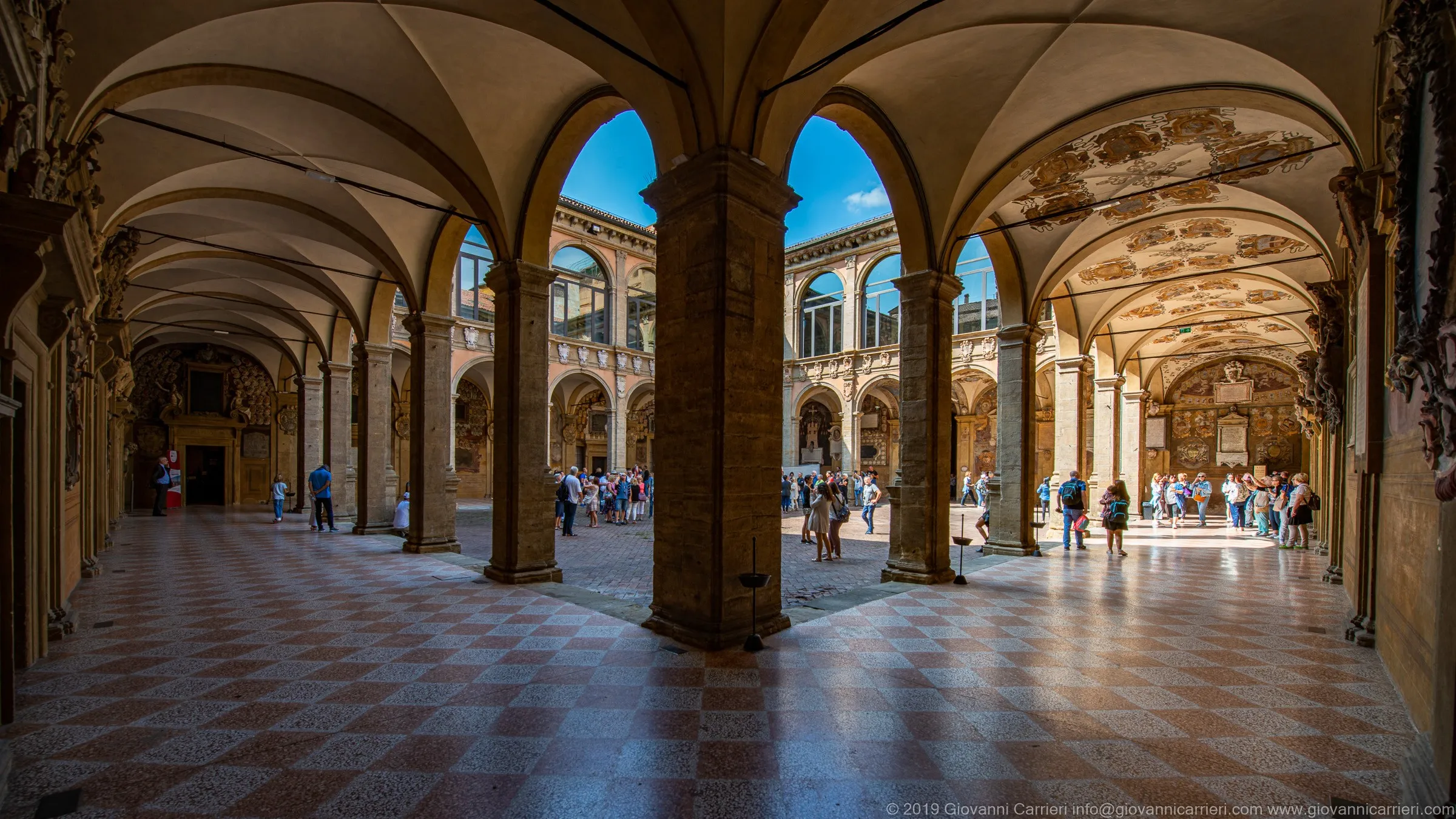 Archiginnasio inner courtyard