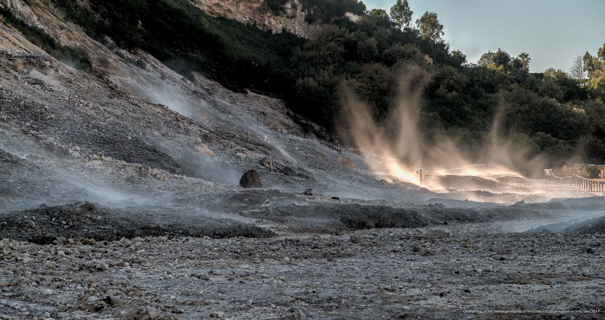 I vapori emessi dalla Solfatara