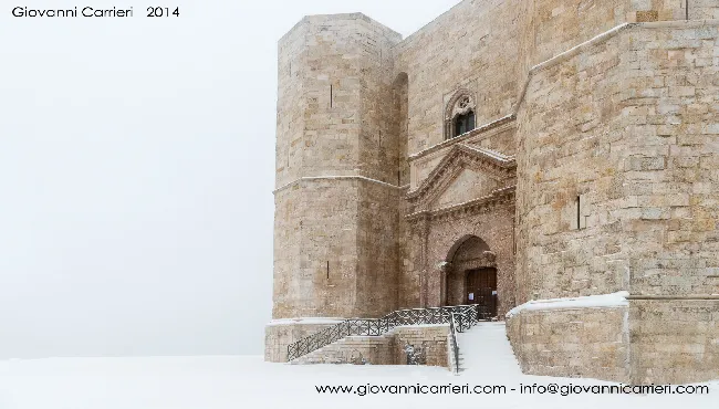 The entrance of Castel del Monte snowy