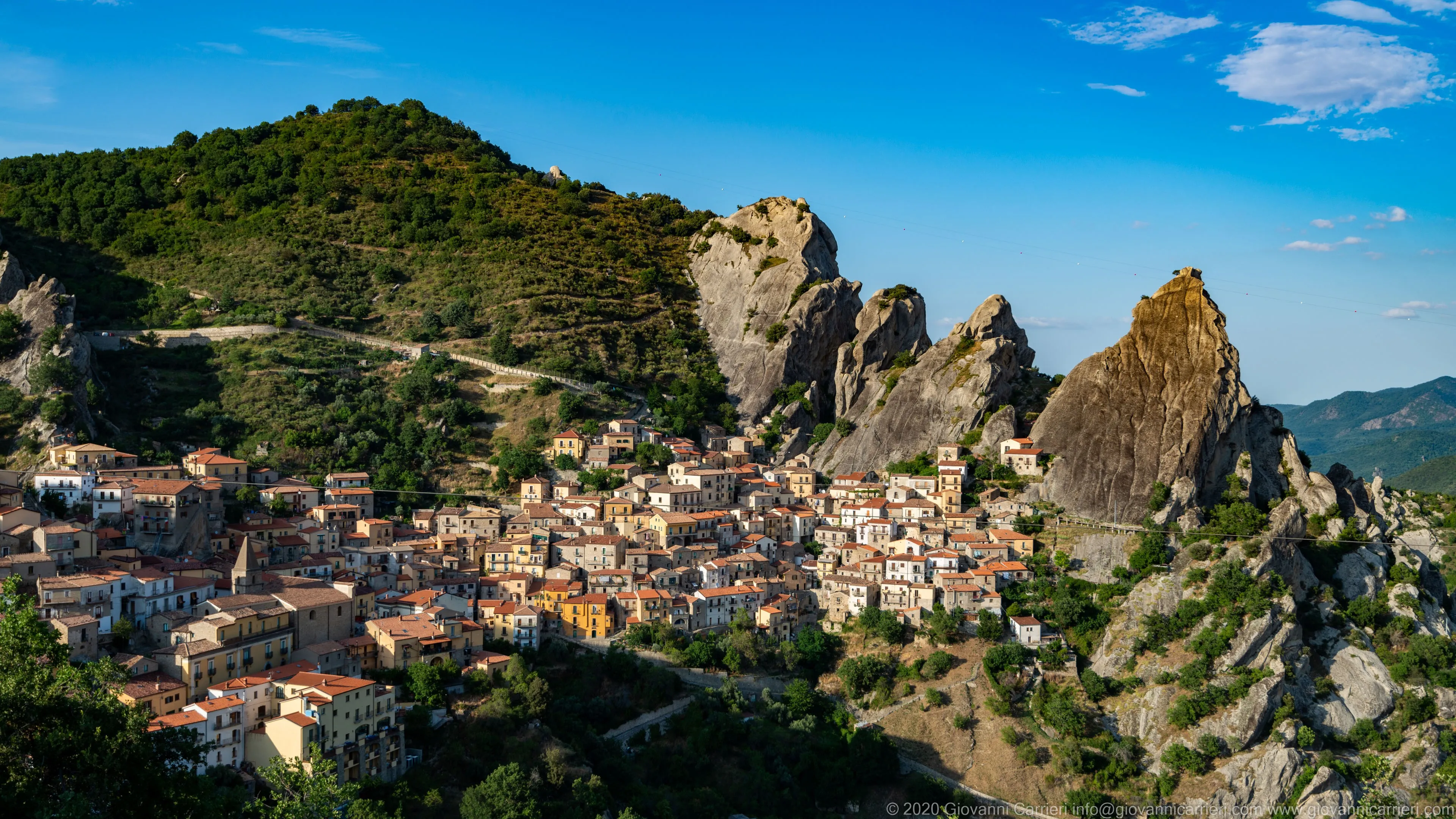 Overview of Castelmezzano