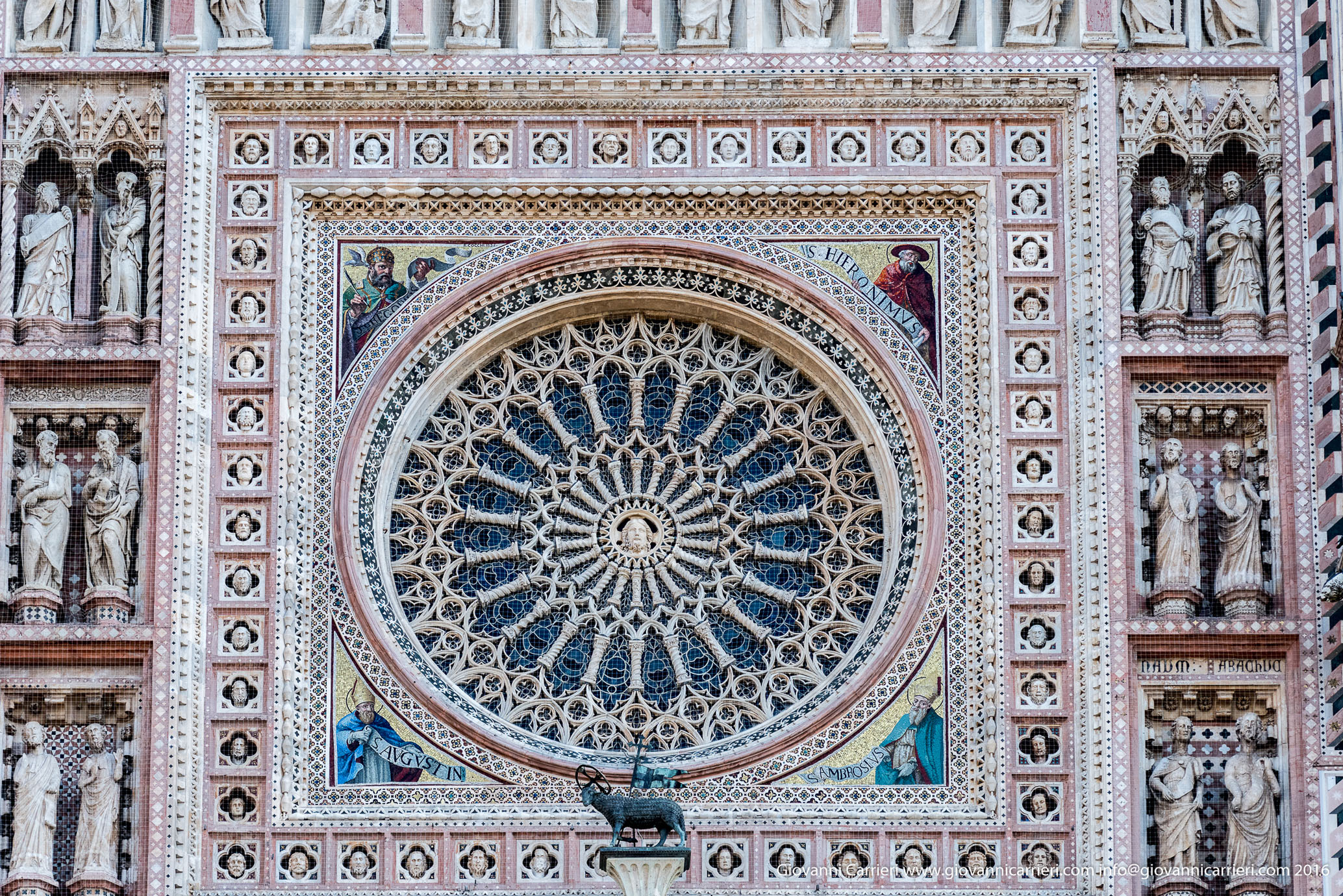 Il rosone del Duomo di Orvieto
