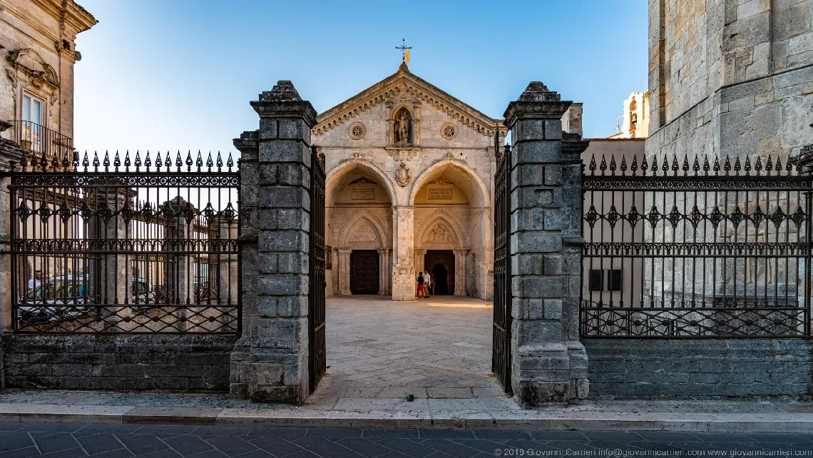 Santuario di San Michele Arcangelo, Monte Sant'Angelo