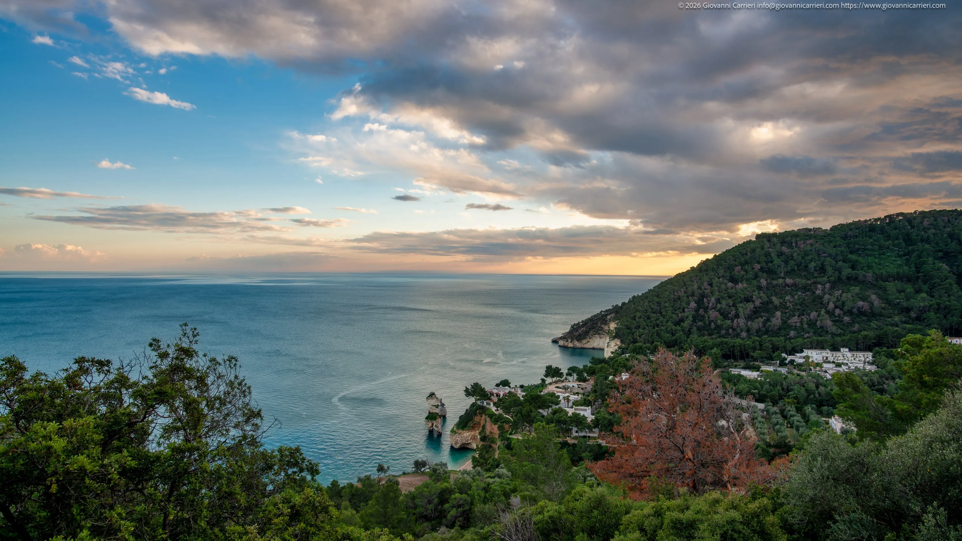 Faraglioni di Baia dei Mergoli
