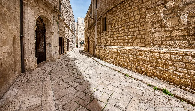 Walking through the old town of Giovinazzo