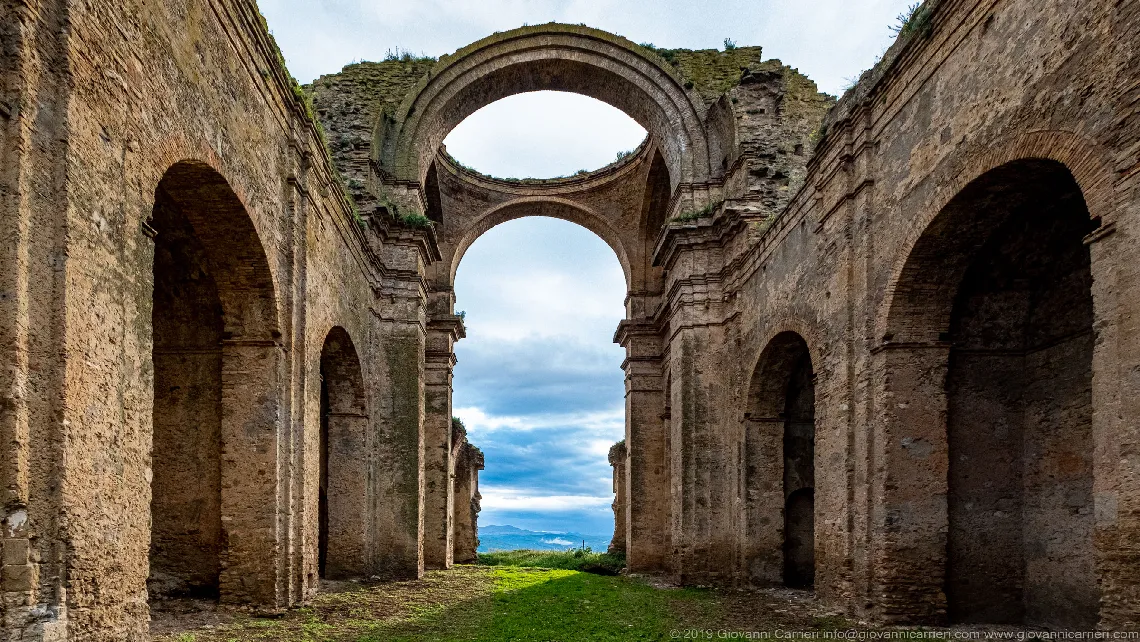 La chiesa diruta o chiesa dei SS. Luca e Giuliano