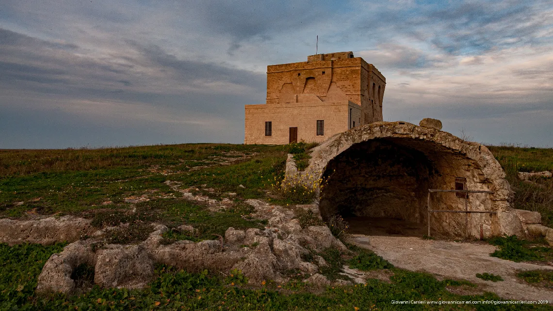 Torre Guaceto, the tower