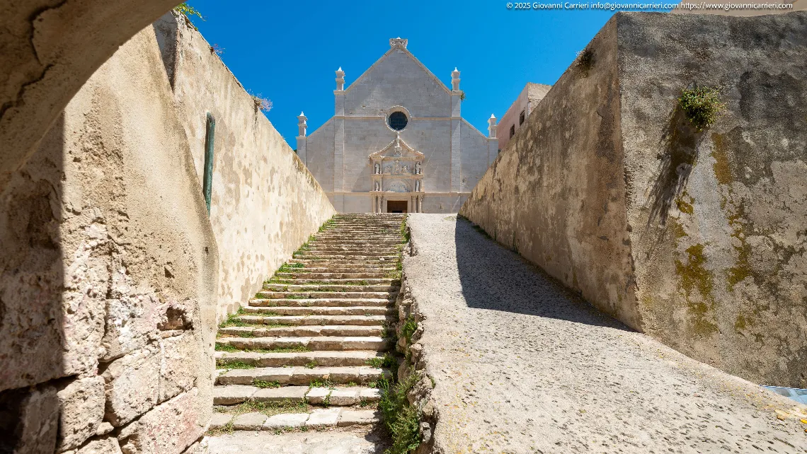 Via Diomede, Isola di San Nicola