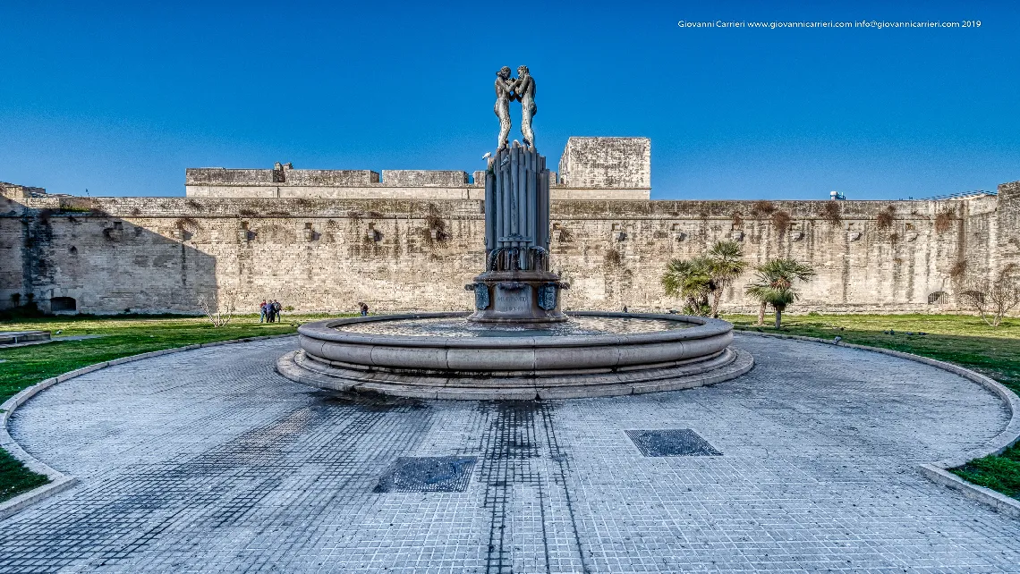 La fontana dell'Armonia per celebrare l’arrivo a Lecce dell’acqua del fiume Sele
