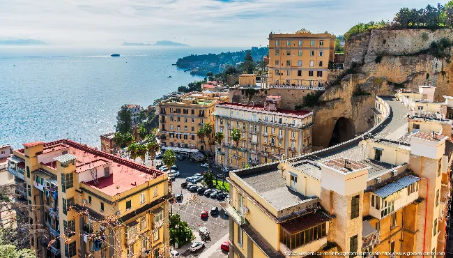 Piazza San Luigi, Posillipo