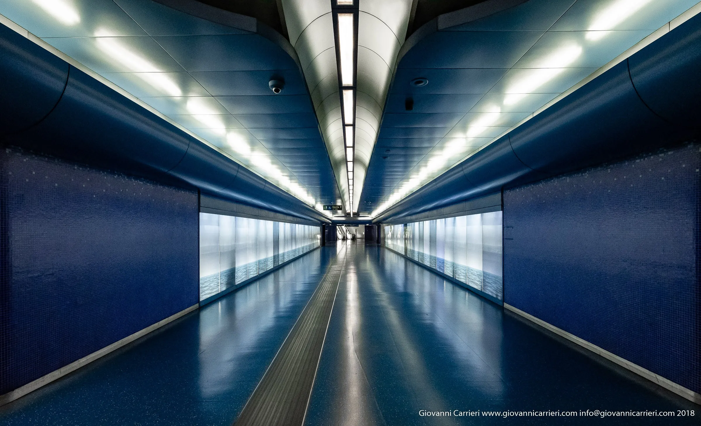  Stazione metropolitana Toledo, Napoli