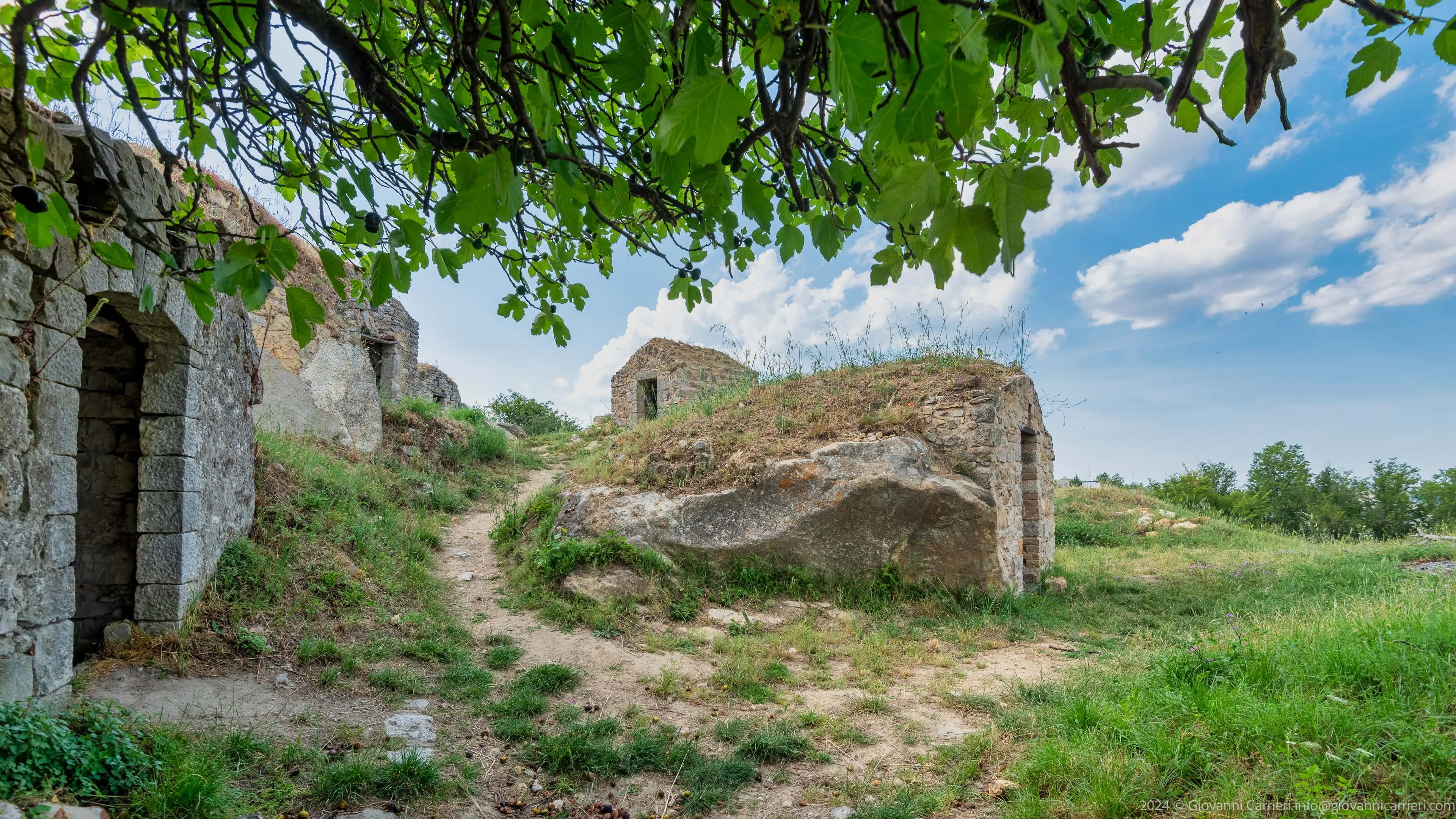 Palmenti di Pietragalla - Percorso tra le costruzioni