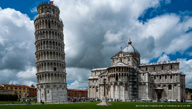 Il campanile - Torre pendente, Piazza dei Miracoli Pisa