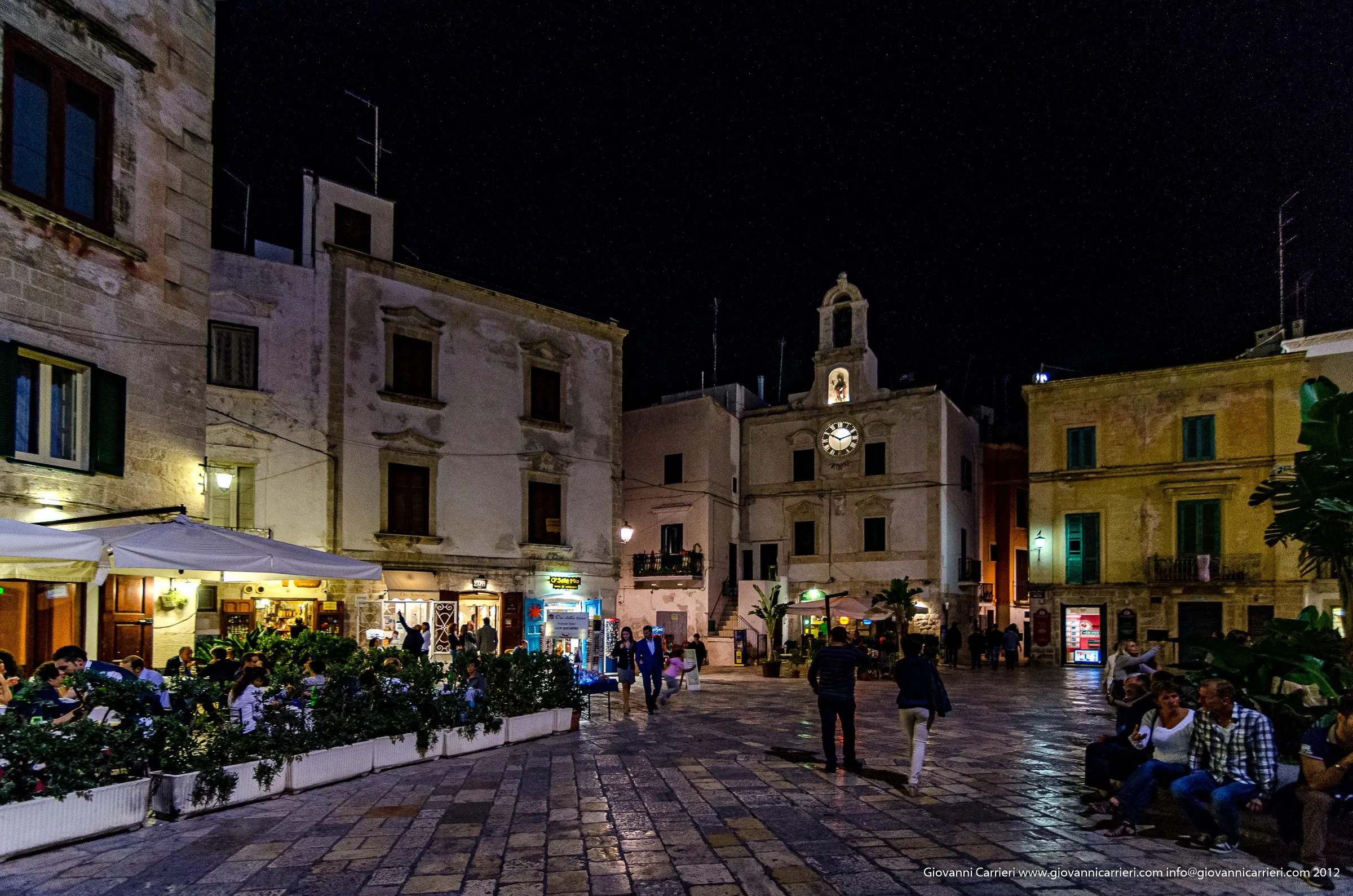 Inside town Polignano a Mare