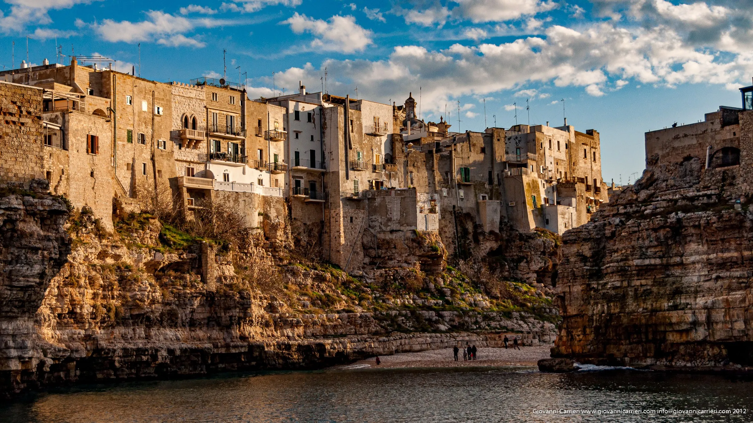Lama monachile view from the cliff - Polignano a Mare