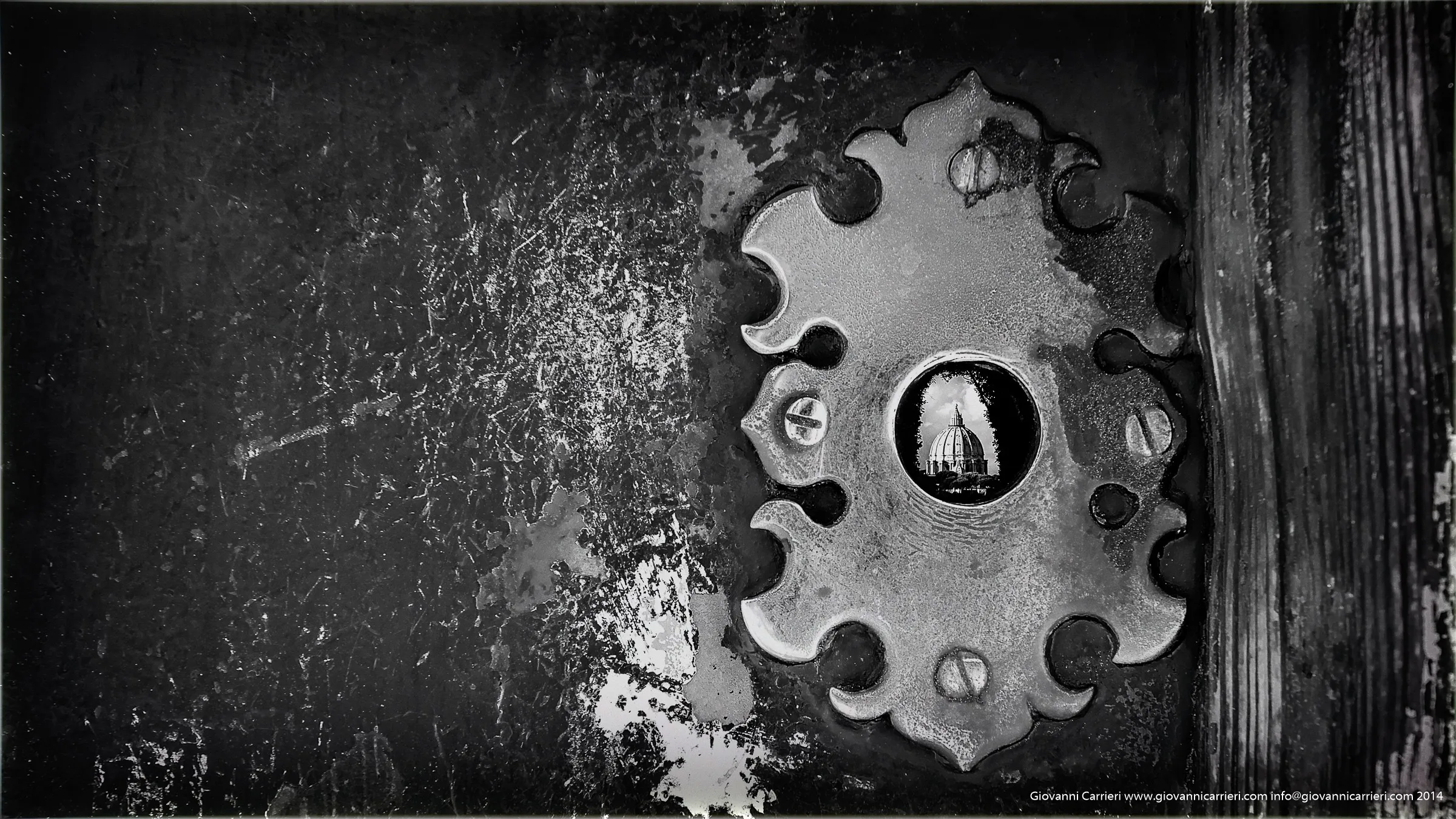 The hole of Rome, Aventino