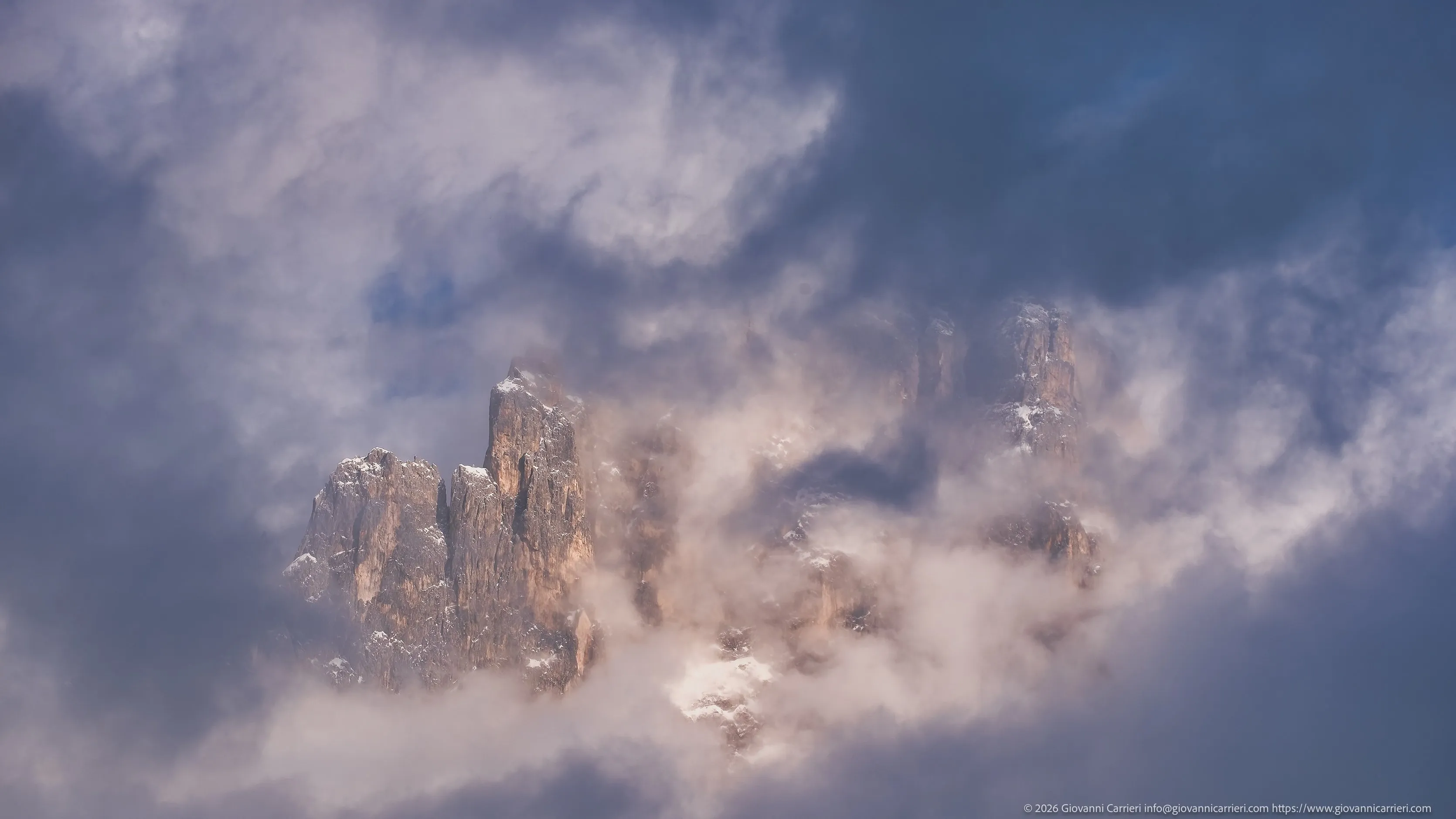 Guglie delle Pale di San Martino tra le nubi