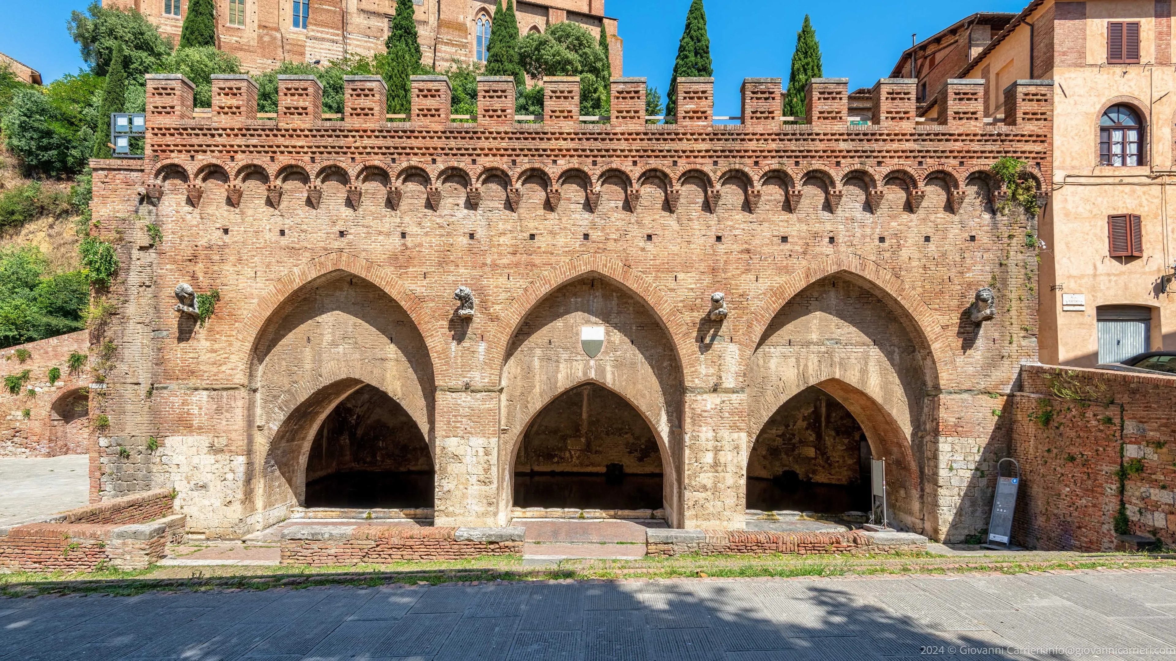 Fontebranda, la più antica fonte della città di Siena
