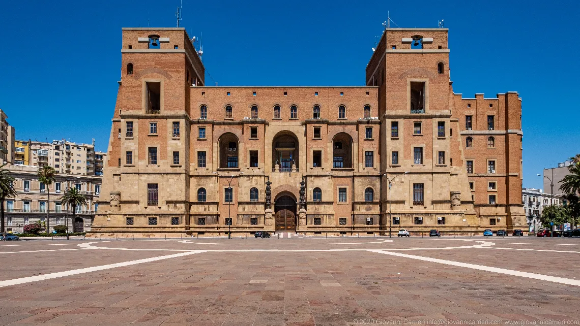 Government Building