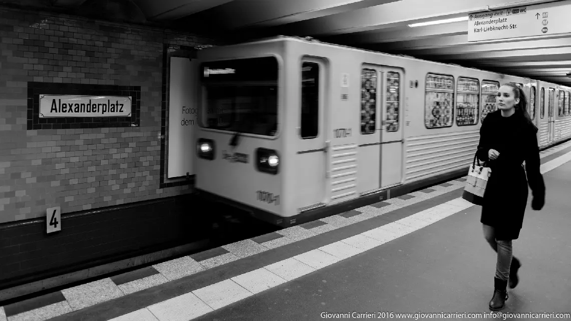 La stazione della metropolitana ad Alexanderplatz