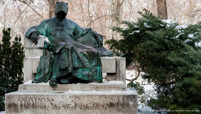 Statua dell'Anonimo nel Parco Városliget