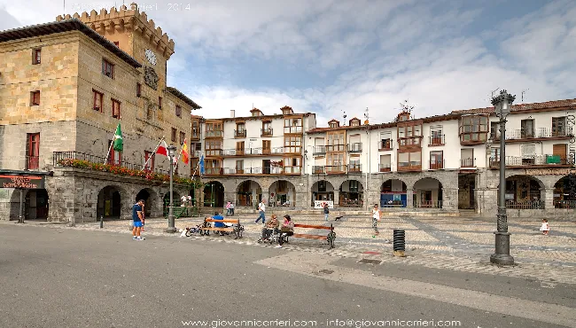 The medieval Ayuntamiento and Plaza del Ayuntamiento