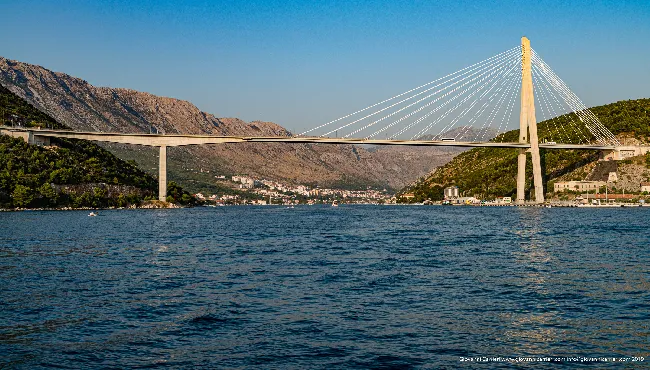 Il ponte Franco Tudjman dal mare - Dubrovnik