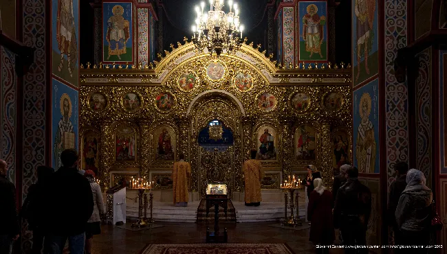 Iconostasi dorata della Cattedrale di San Michele a Kiev