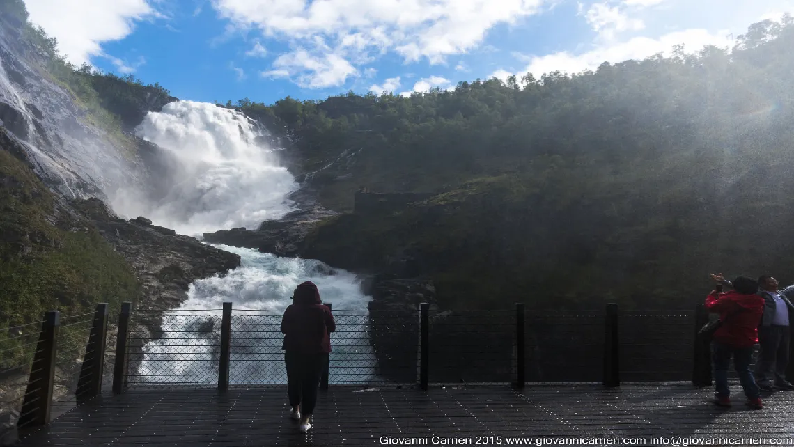 The splendid waterfalls Kjosfossen