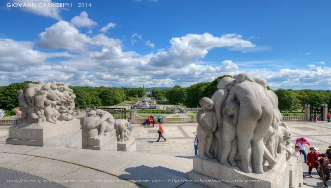 Vista del parco Frogner dal monolita, Oslo