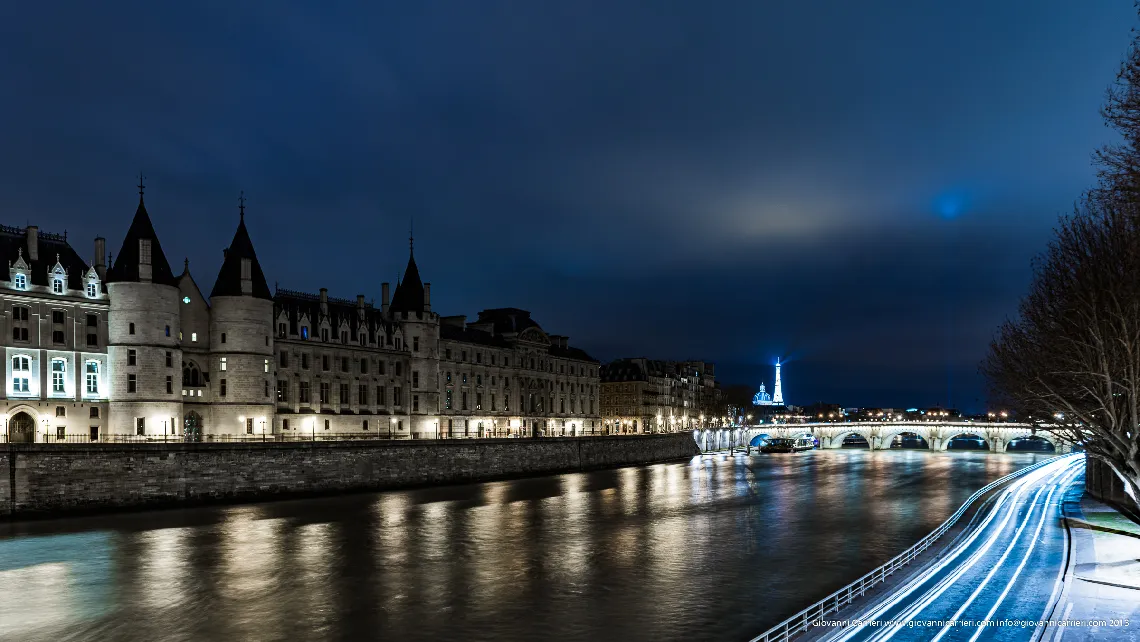 Eiffel Tower - Paris