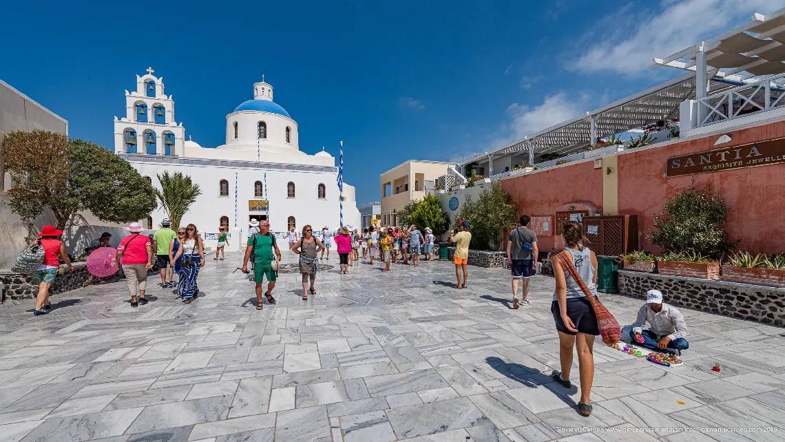 Oia main square - Santorini