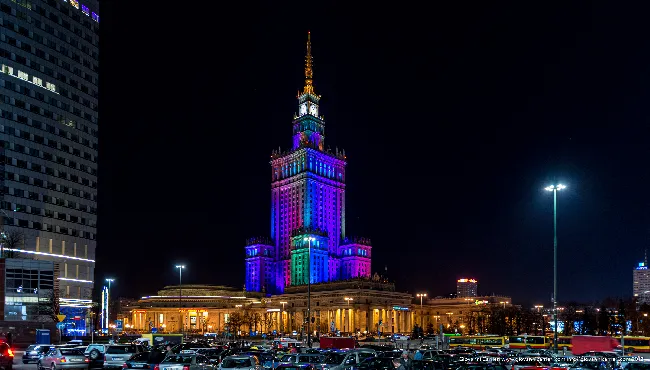 Il palazzo della cultura e della scienza visto di notte - Iosif Stalin